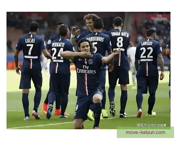 洛里昂中场近期表现稳健，球队在联赛中逐渐展现竞争力。